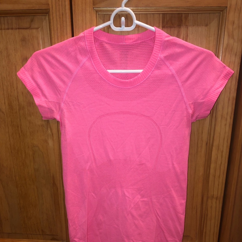 Lululemon shirt